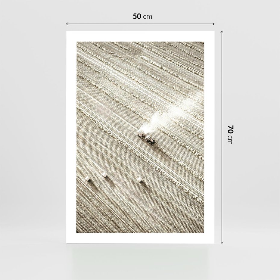 Plakat bez ramy 50x70 - Pole i Żniwa na Malowniczym Zdjęciu - pole, traktor