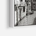 Obraz w ramie 50x50 - Zabłądzić w Wenecji - wenecja, kanały - rama biała