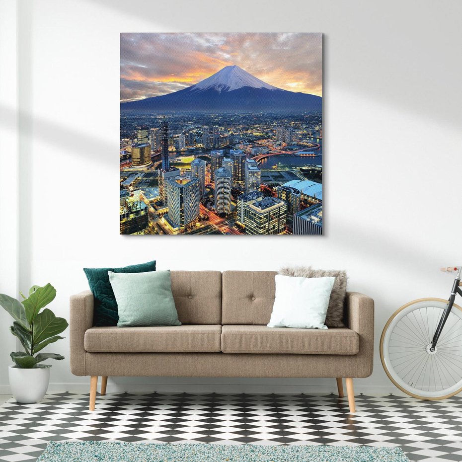 Obraz na płótnie 40x40 - Miasto na Górnym Horyzoncie - miasto, góry