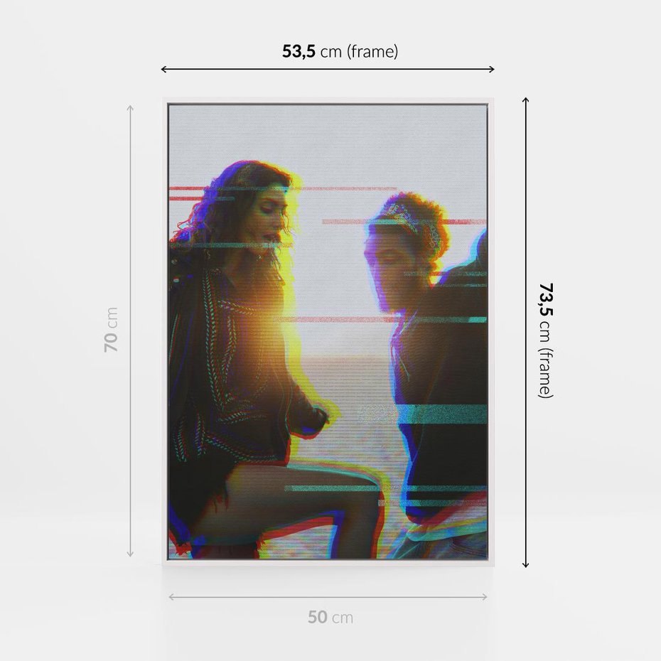 Obraz w ramie 50x70 - Taniec tęsknot - zdjęcie w stylu retro, dodane kolorowe akcenty - rama biała
