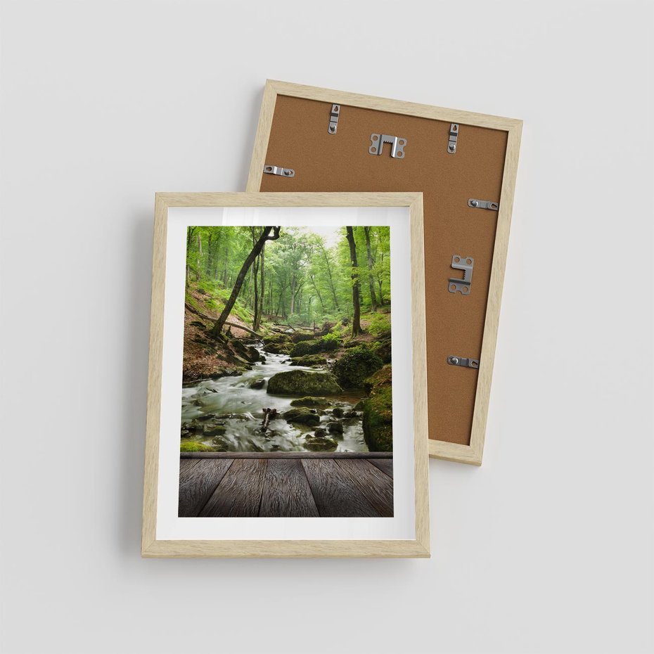 Plakat w ramie 30x40 - Strumyk w lesie - strumyk, w lesie - rama drewno