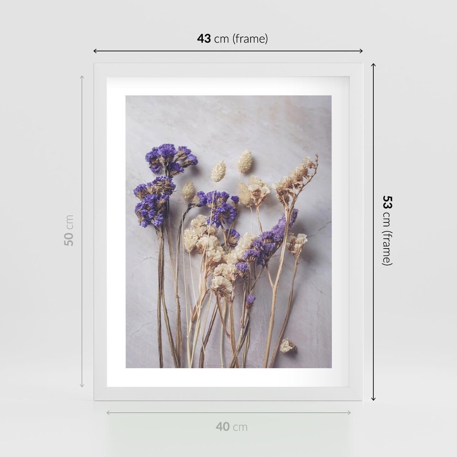 Plakat w ramie 40x50 - Błękitno-Biała Harmonia - suszone kwiaty, błekitne - rama biała
