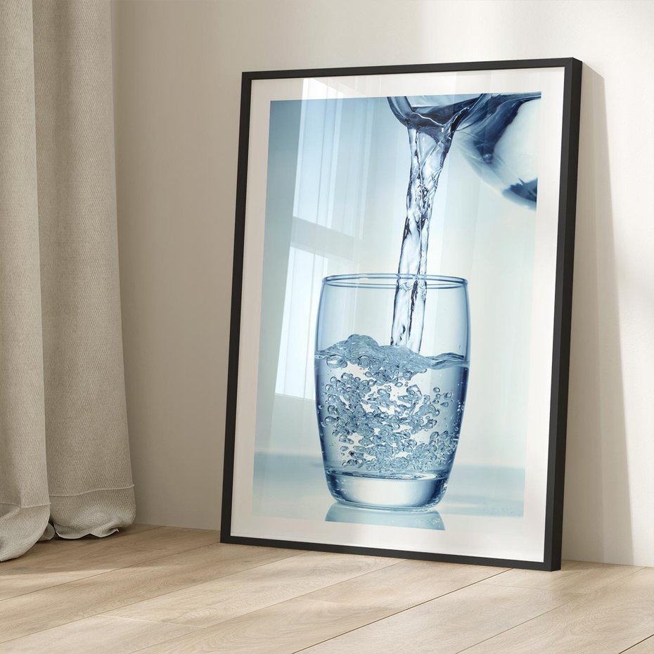 Plakat w ramie 40x50 - Chłodząca szklanka wody - szklanka, wody - rama czarna