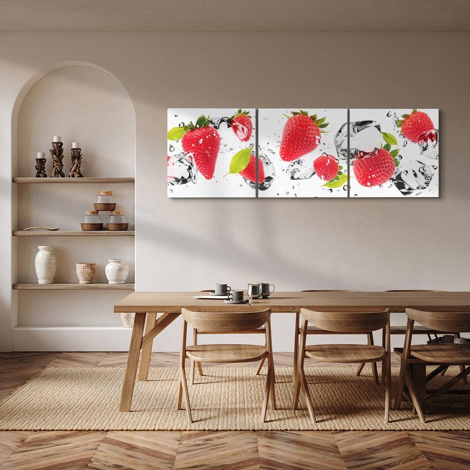 Obraz na płótnie 150x50 - Rajskie truskawki z wodą - truskawki, woda