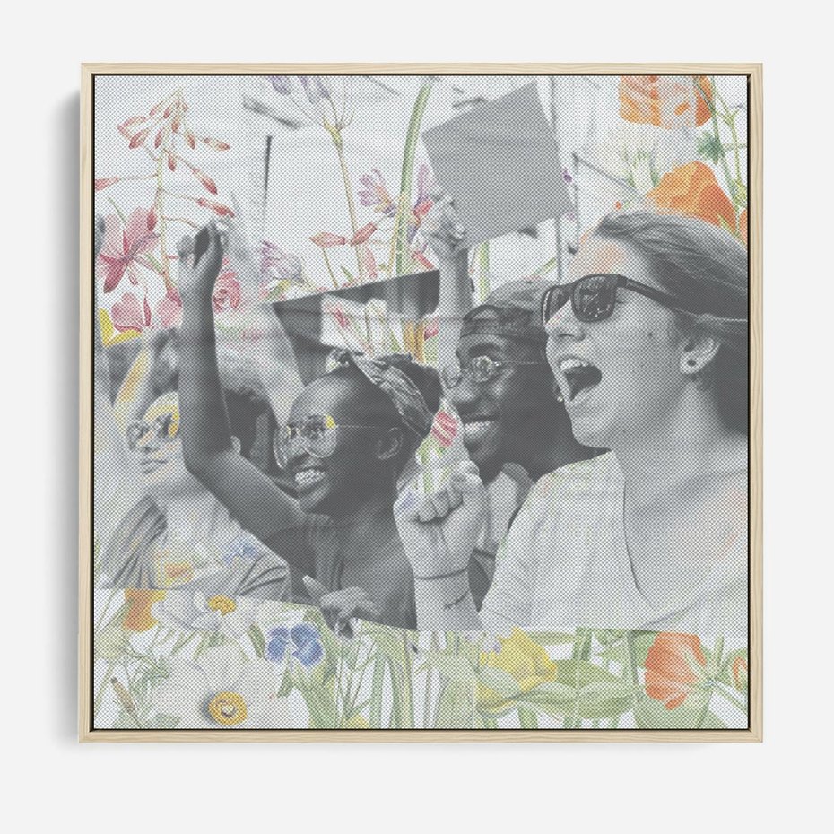 Obraz w ramie 50x50 - Księga zaklętych marzeń - kolaż, czarnobiałe zdjęcie wesołych młodych ludzi - rama drewno