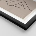 Plakat w ramie 30x40 - Zanikająca Wyobraźnia - mnimalistyczny akt, beżowa tonacja - rama czarna