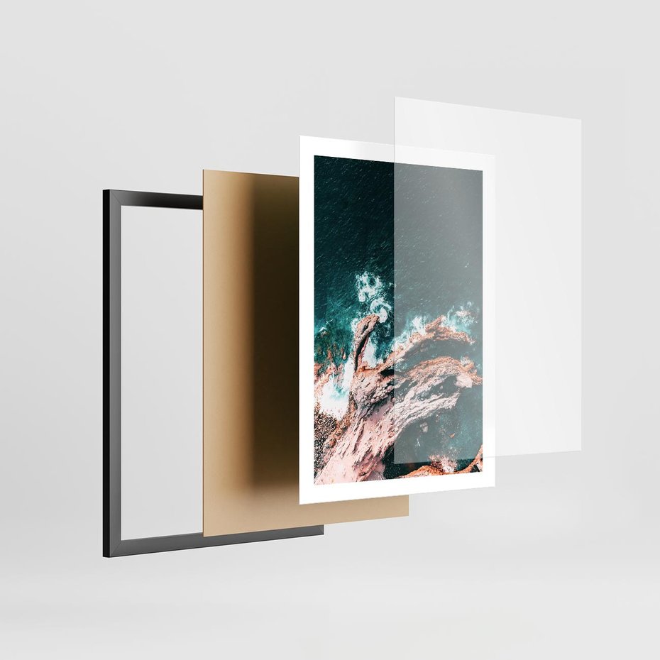 Plakat w ramie 50x70 - Fale i Skały w Spokoju i Burzy - morze, fale rozbijają się o skały - rama czarna