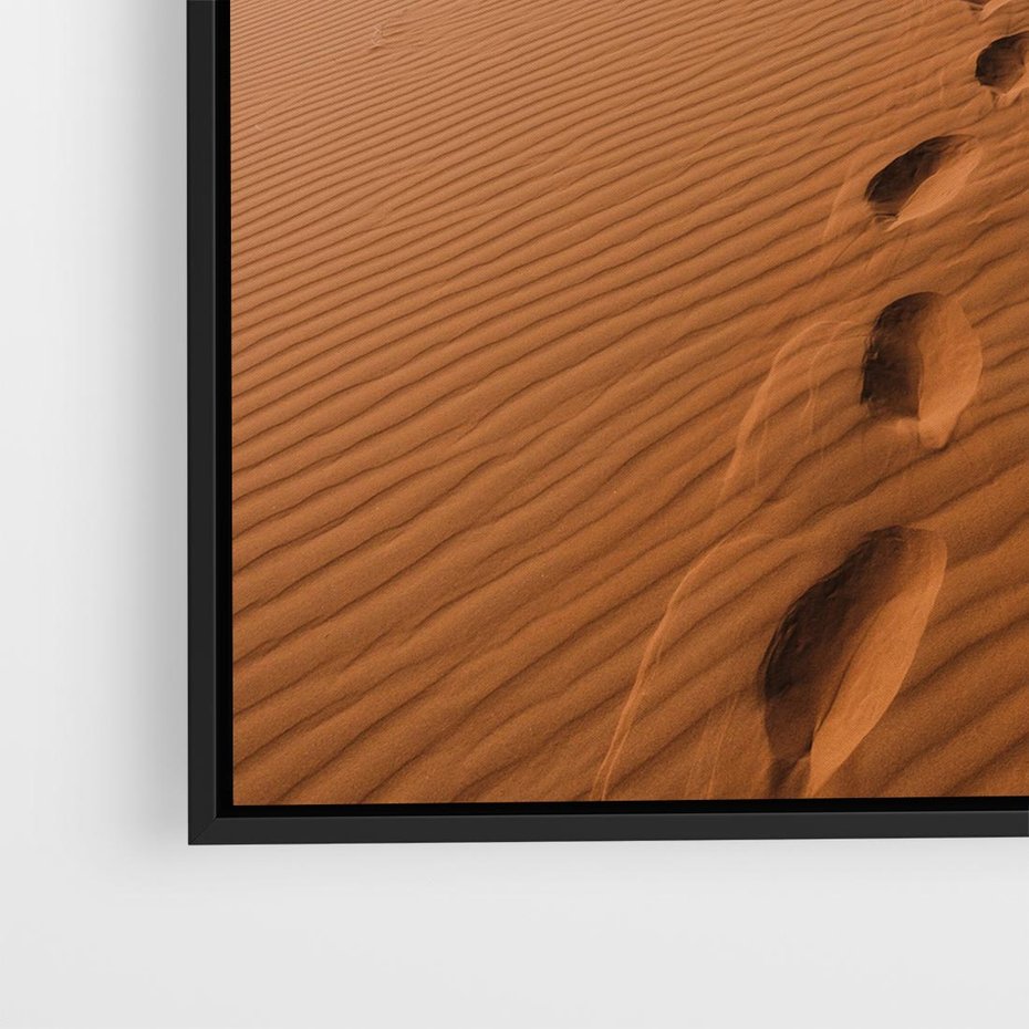 Obraz w ramie 50x50 - Piasek pustyni w ogniu - pustynia, piasek - rama czarna