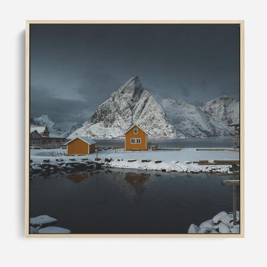 Obraz w ramie 50x50 - Minimalizm i Urok Natury - skandynawskie, domki - rama drewno