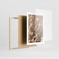 Plakat w ramie 30x40 - Abstrakcyjna Kompozycja: Cień na Ścianie - cień na ścianie, beżowe kolory - rama drewno