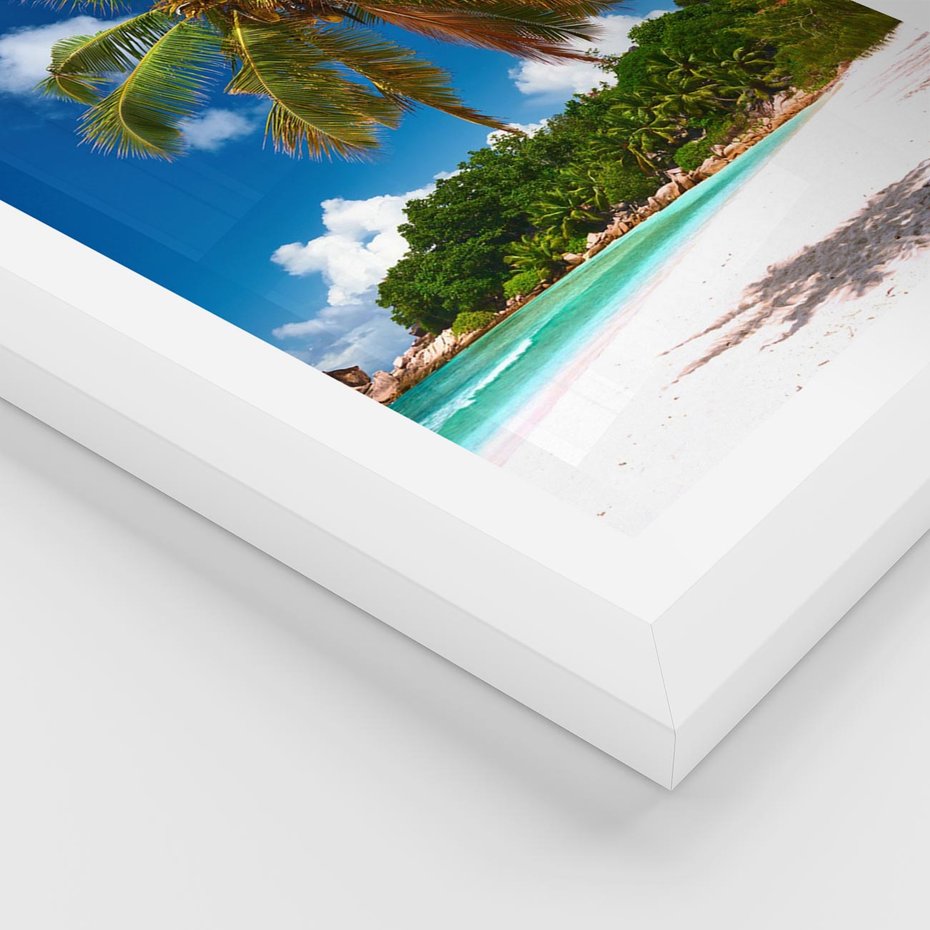 Plakat w ramie 30x40 - Oaza palm na plaży - palma, plaża - rama biała