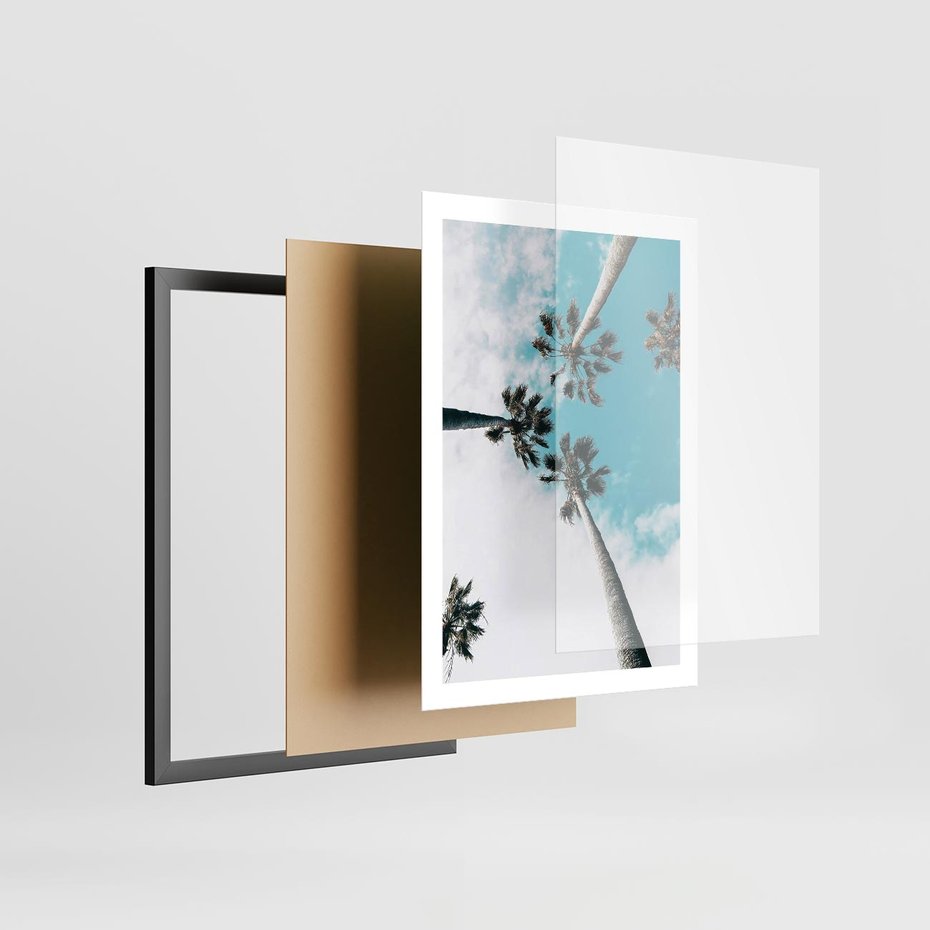 Plakat w ramie 50x70 - Palmy w Gorącym Niebie - palmy, ujęcie z dołu - rama czarna