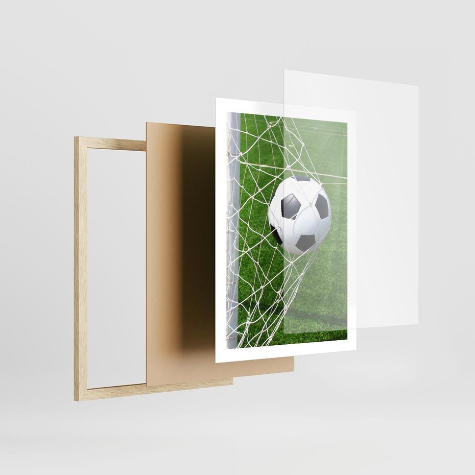 Plakat w ramie 50x70 - Namiętność Piłki i Gola - piłka nożna, gol - rama drewno