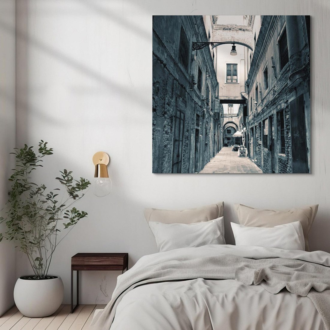 Obraz na płótnie 70x70 - Odkryj tajemnice miasta - uliczka, perspektywa