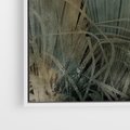 Obraz w ramie 70x50 - Światło w mroku duszy - liście traw, mroczny klimat - rama biała