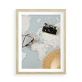 Plakat w ramie 50x70 - Świat w Kadrze - mapa, aparat - rama drewno