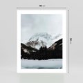 Plakat bez ramy 40x50 - W Cieniu Śnieżnych Szczytów - górski krajobraz, zima