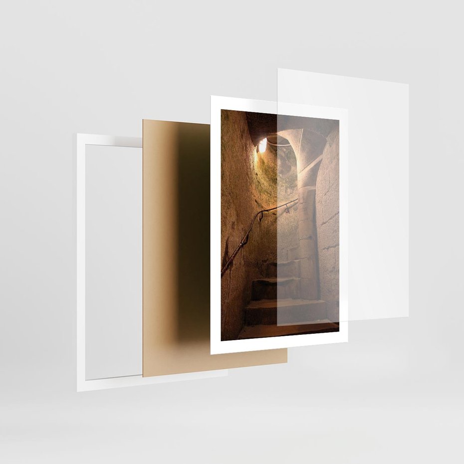 Plakat w ramie 50x70 - Perspektywa uliczki - uliczka, perspektywa - rama biała