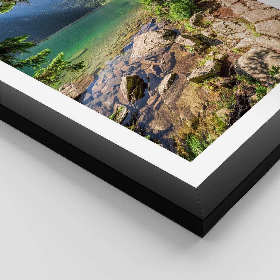 Plakat w ramie 40x50 - Mistyczna Przyroda - góry, jezioro - rama czarna