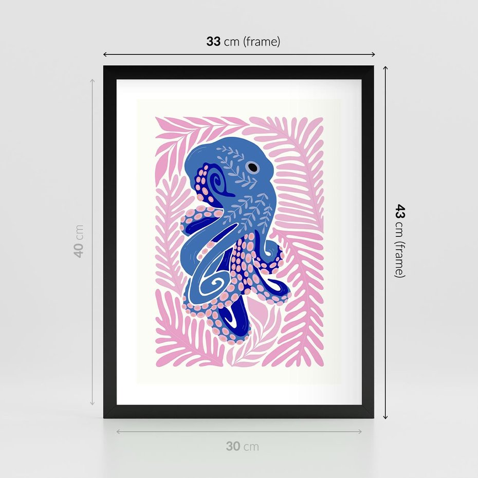 Plakat w ramie 30x40 - Rozkwitające marzenia - abstrakcyjna kompozycja, niebieska ośmiornica wśród różowej roślinnośći - rama czarna