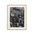 Plakat w ramie 30x40 - Kontrastujące miasto - miasto, biało - rama drewno
