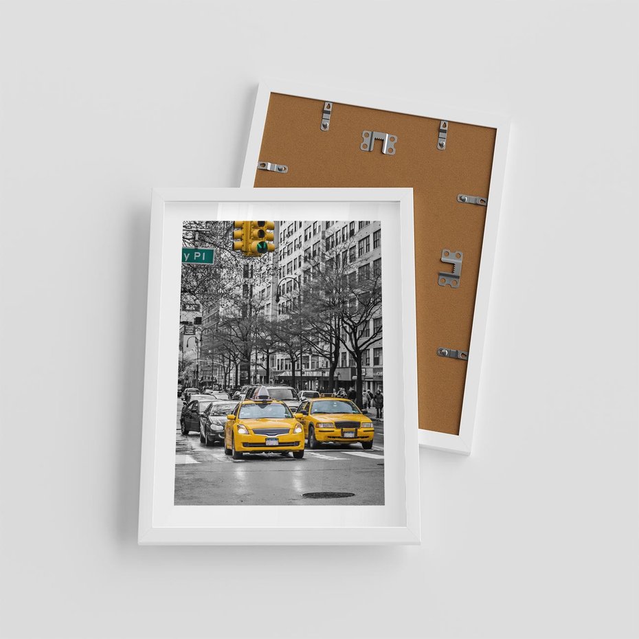 Plakat w ramie 30x40 - Taksówki w Nowym Jorku - taksówki, Nowy Jork - rama biała