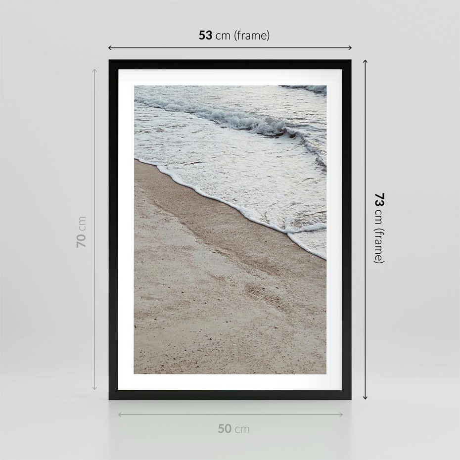 Plakat w ramie 50x70 - Brzeg Morza: Malownicza Plaża i Fale - morze, plaża - rama czarna