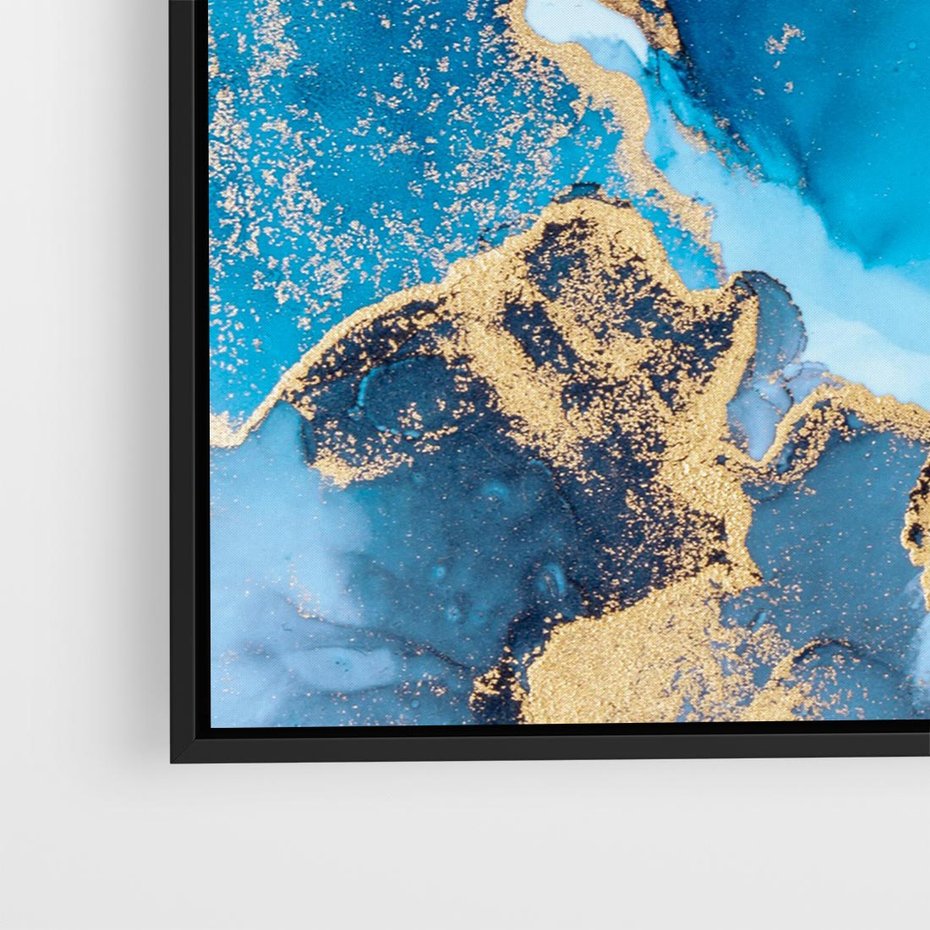 Obraz w ramie 50x50 - Elegancja i Wyrafinowanie - marmur, złoto - rama czarna