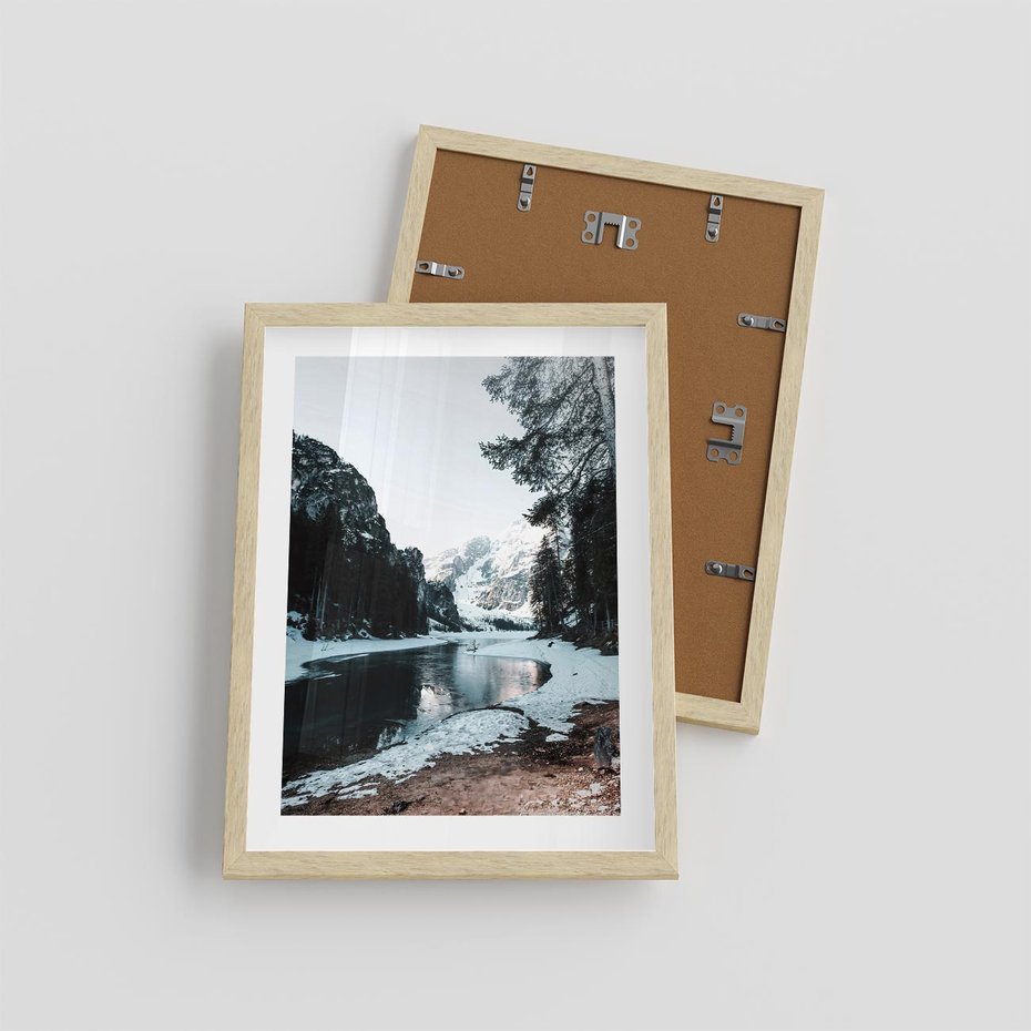 Plakat w ramie 30x40 - Zamarznięta Rzeka - zima w górach, zamarznięta rzeka - rama drewno