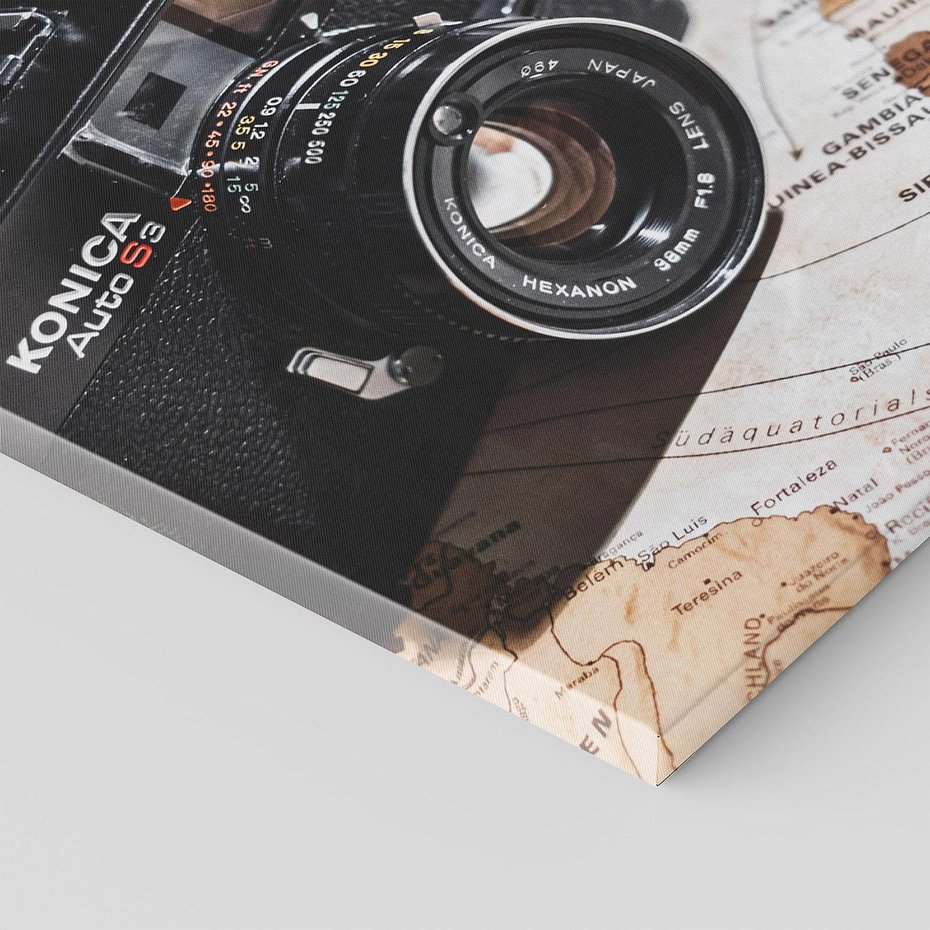 Obraz na płótnie 70x70 - Fotograficzna Przygoda Retro - aparat, retro