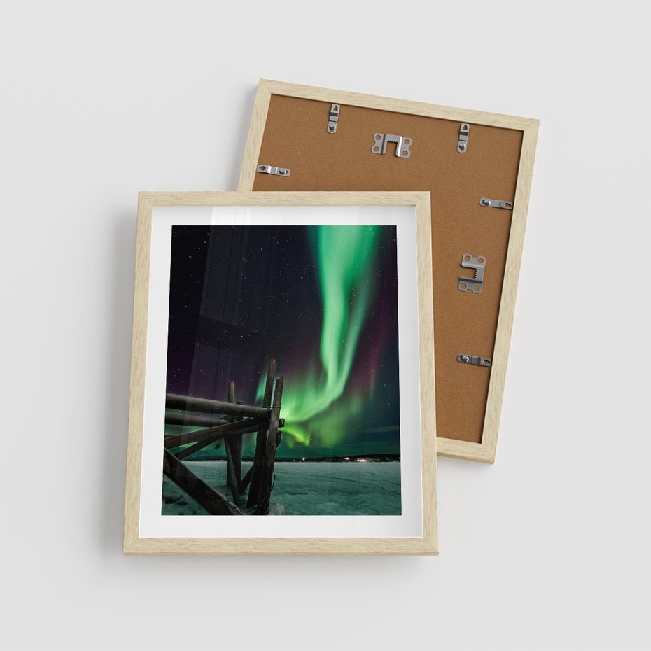 Plakat w ramie 40x50 - Zorza polarna w tajemniczej nocnej przestrzeni - zorza, polarna - rama drewno