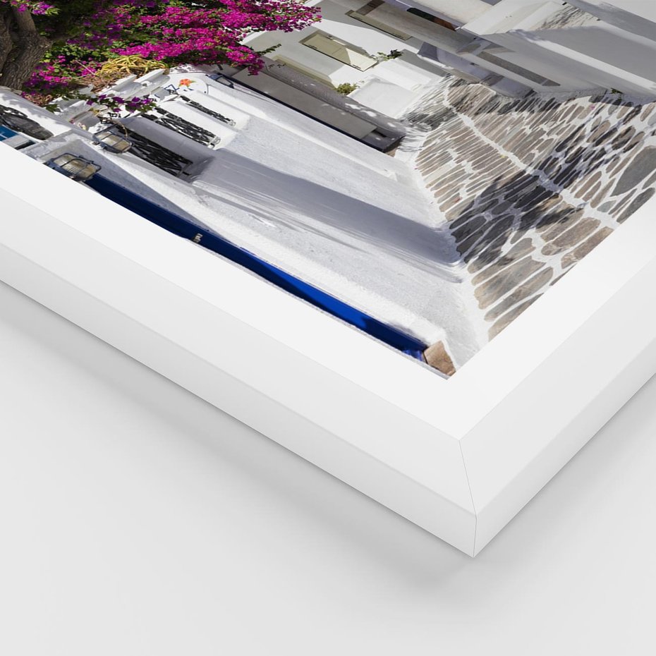 Plakat w ramie 50x70 - Mroczna Tajemnica - uliczka, perspektywa - rama biała