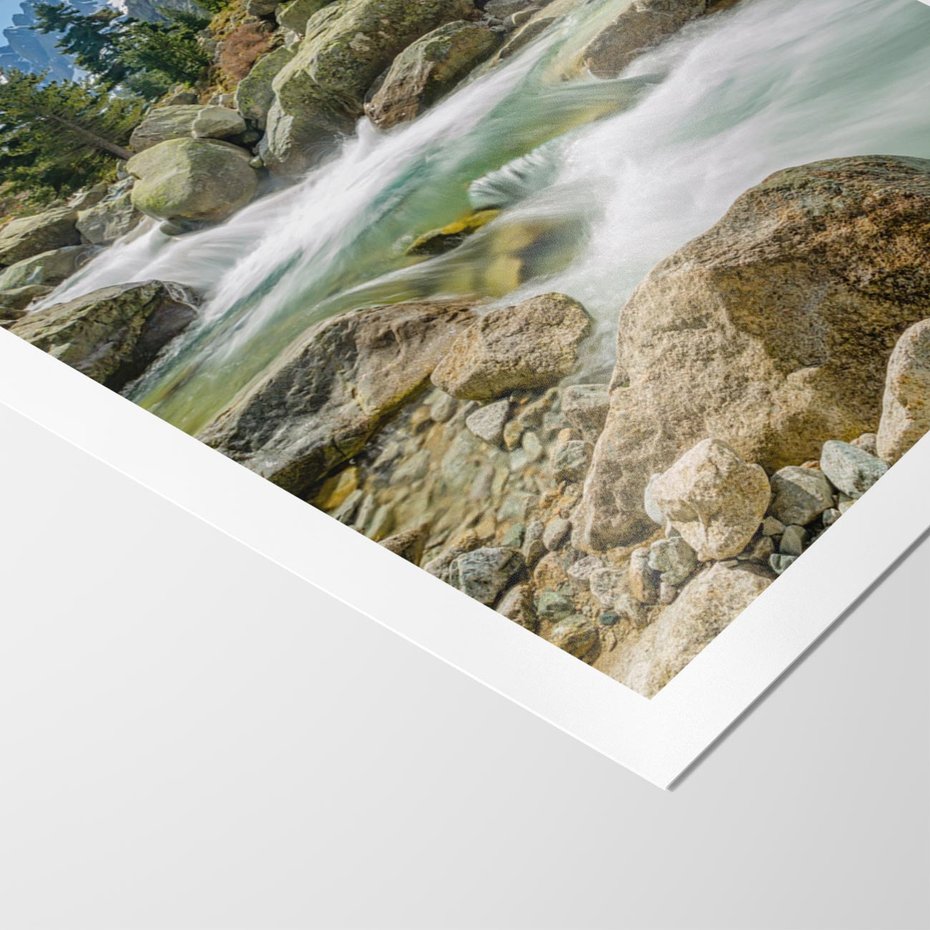 Plakat bez ramy 40x50 - Górski strumyk w harmonii - strumyk, górski