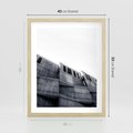 Plakat w ramie 40x50 - Surowa Elegancja Architektury - architektura, surowe formy - rama drewno