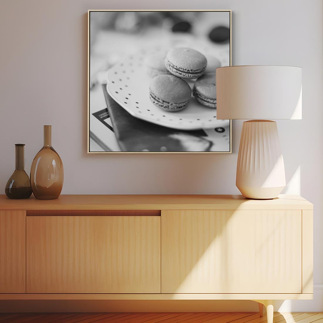 Obraz w ramie 50x50 - Makaroniki w Szarości - czarno biała fotografia, plakat - rama drewno