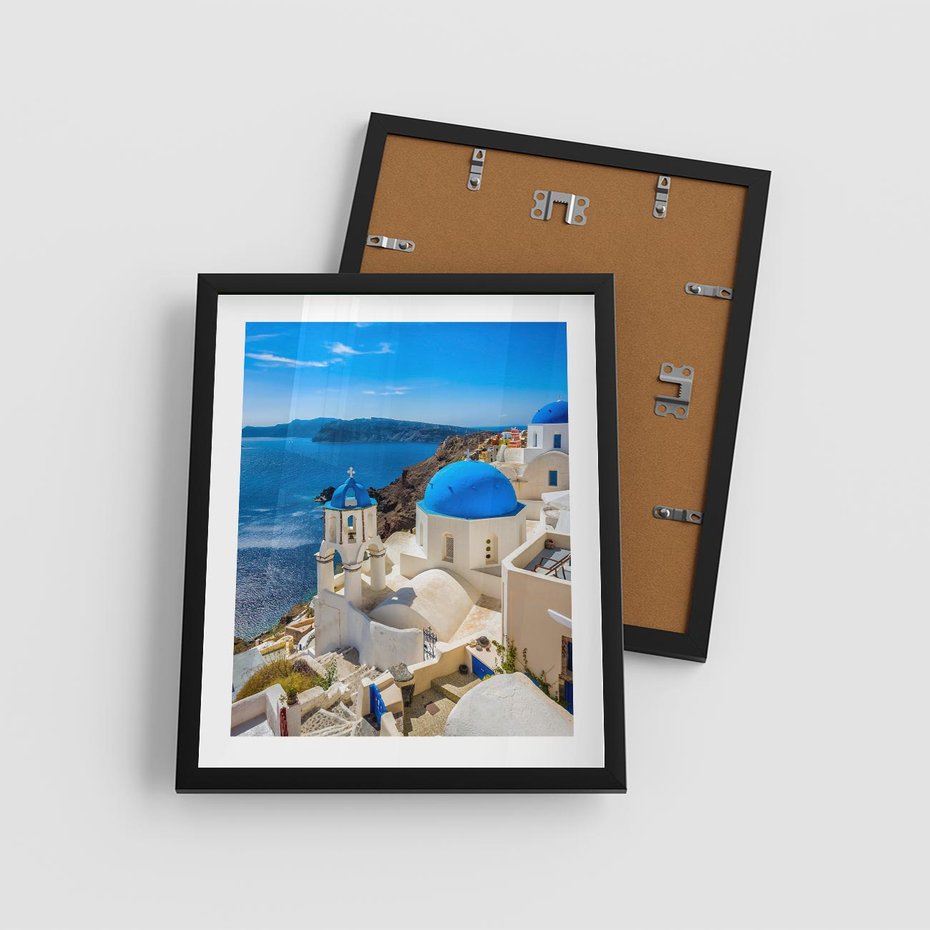 Plakat w ramie 40x50 - Urokliwy widok na Santorini - Santorini, widok - rama czarna