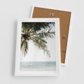 Plakat w ramie 50x70 - Wakacyjne Marzenie - palma nad morzem,  - rama biała