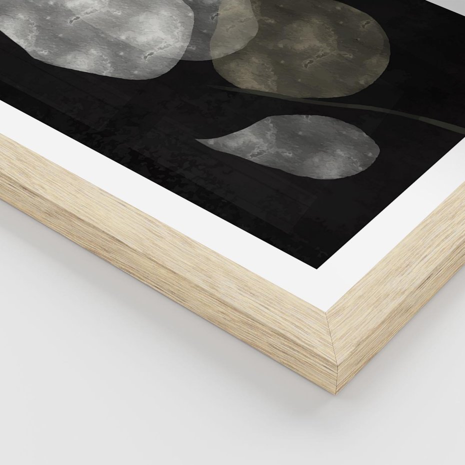 Plakat w ramie 50x70 - Mroczne Złudzenia - abstrakcyjne liście, mroczna atmosfera - rama drewno