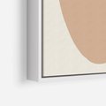 Obraz w ramie 70x100 - Beżowa Synergia - beżowa abstrakcyjna kompozycja, czarny akcent - rama biała