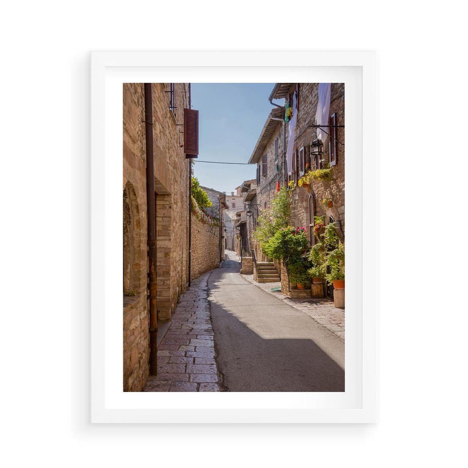 Plakat w ramie 50x70 - Uliczka Wakacyjnego Miasteczka - uliczka, wakacje - rama biała