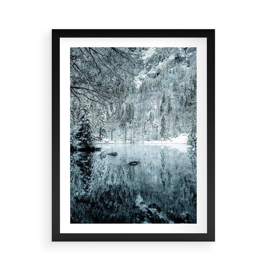 Plakat w ramie 50x70 - Zimowy Raj - zimowy górski krajobraz, jezioro w górach - rama czarna