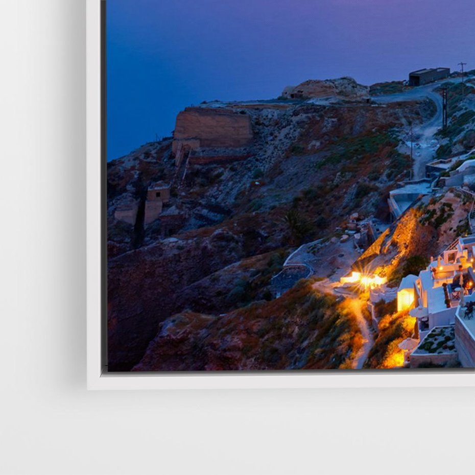 Obraz w ramie 120x80 - Wyblakłe wspomnienia gwiazd - Santorini, wieczór - rama biała
