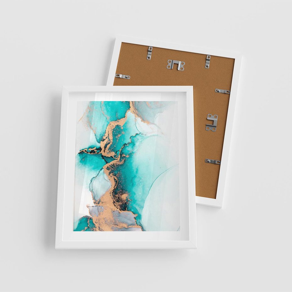 Plakat w ramie 40x50 - Elegancja i Subtelność - marmur, złoto - rama biała