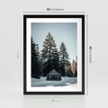 Plakat w ramie 30x40 - Chatka w Górach w Czasie Zimy - chatka w górach, zima - rama czarna