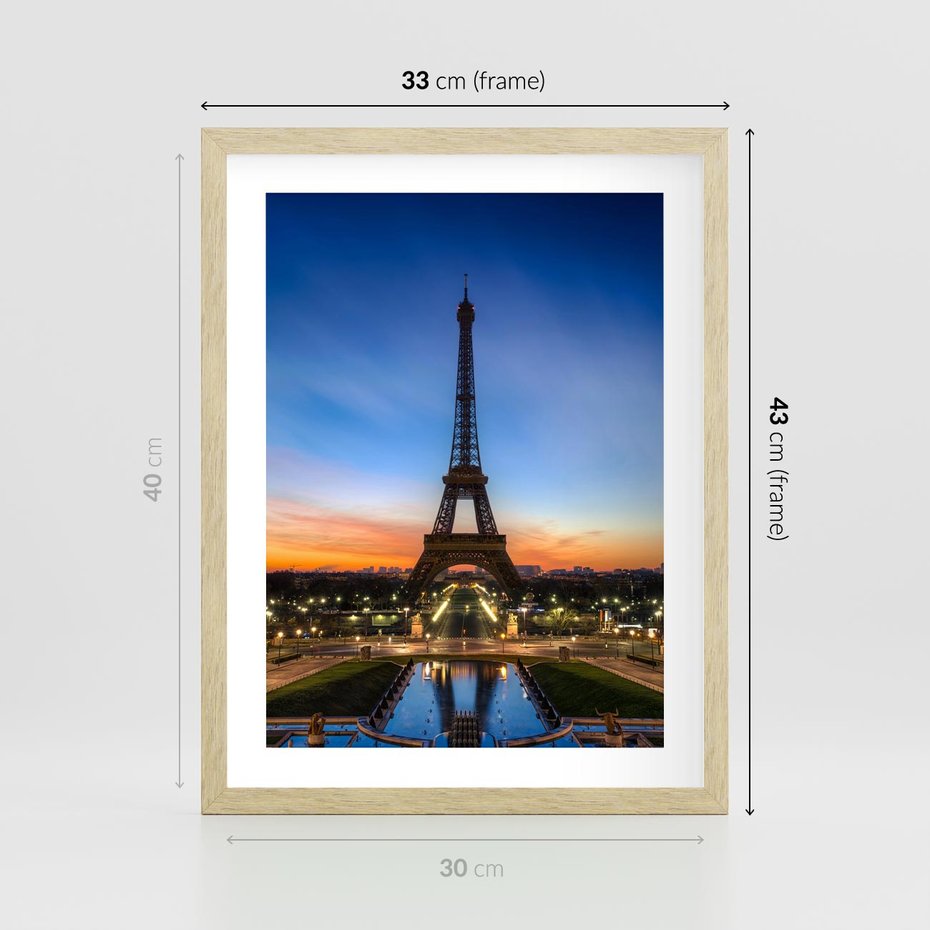 Plakat w ramie 30x40 - Wieża Eiffla w Innej Odsłonie - wieża, Eiffla - rama drewno