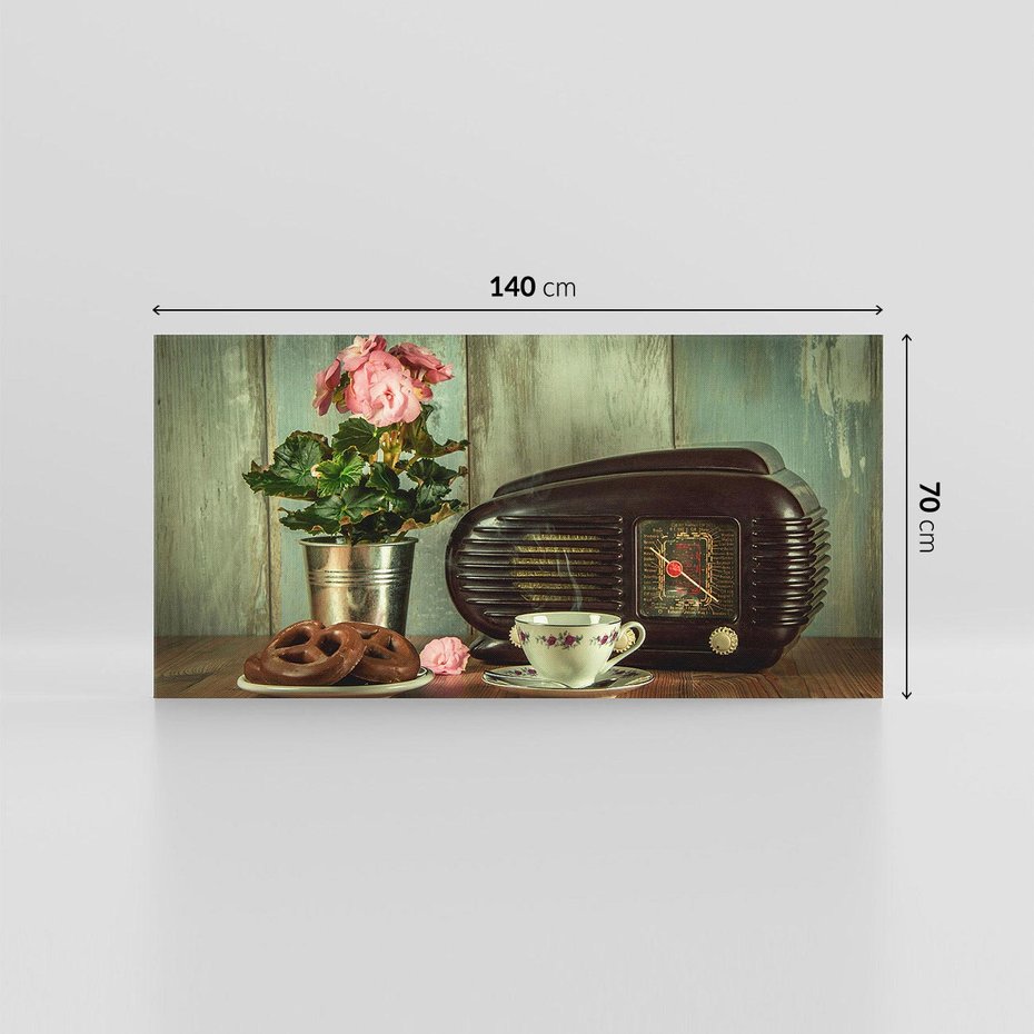 Obraz na płótnie 140x70 - Retro Radio z Kwiatami - Harmonia Nostalgii - retro, radio