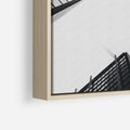 Obraz w ramie 50x50 - Nowoczesna Dynamika - perspektywa, wieżowce - rama drewno