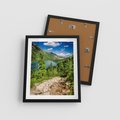 Plakat w ramie 40x50 - Jezioro górskie: harmonia natury - jezioro, góry - rama czarna