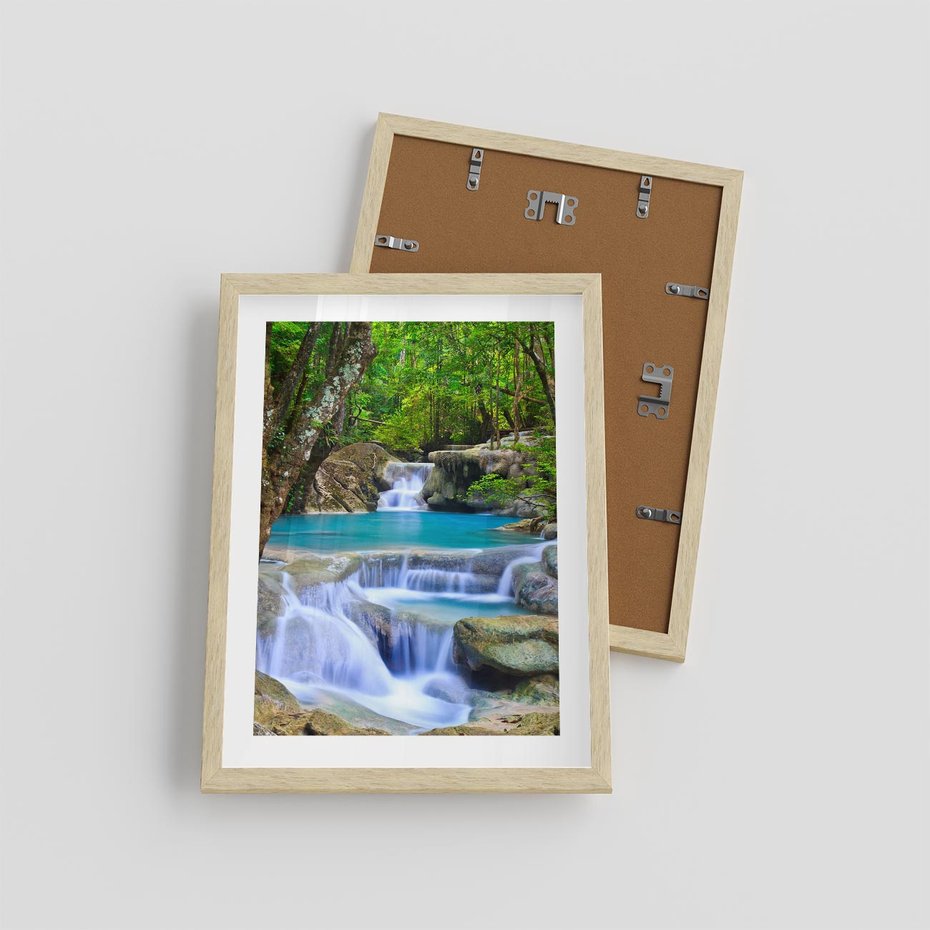 Plakat w ramie 30x40 - Siła Rzeki i Urok Wodospadu - rzeka, wodospad - rama drewno