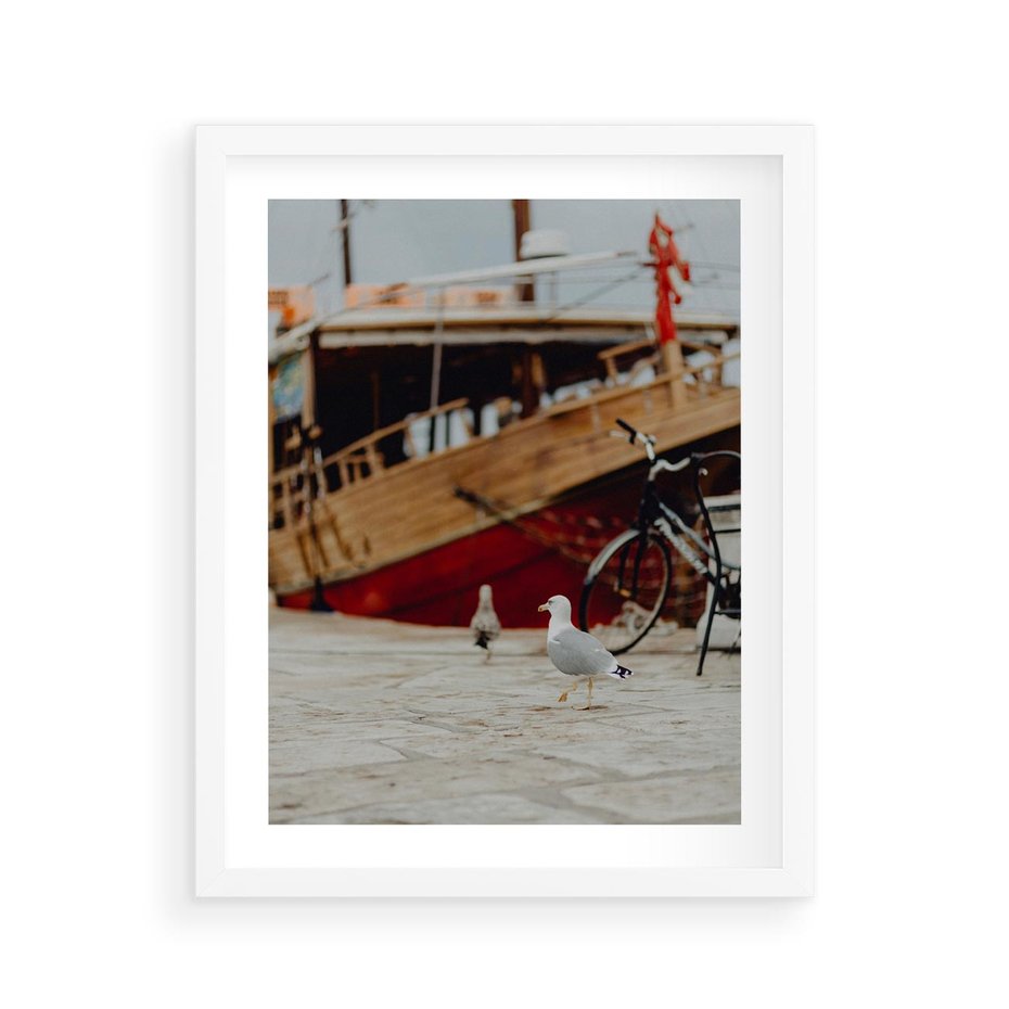 Plakat w ramie 40x50 - Przygoda na Horyzoncie - port, statek - rama biała